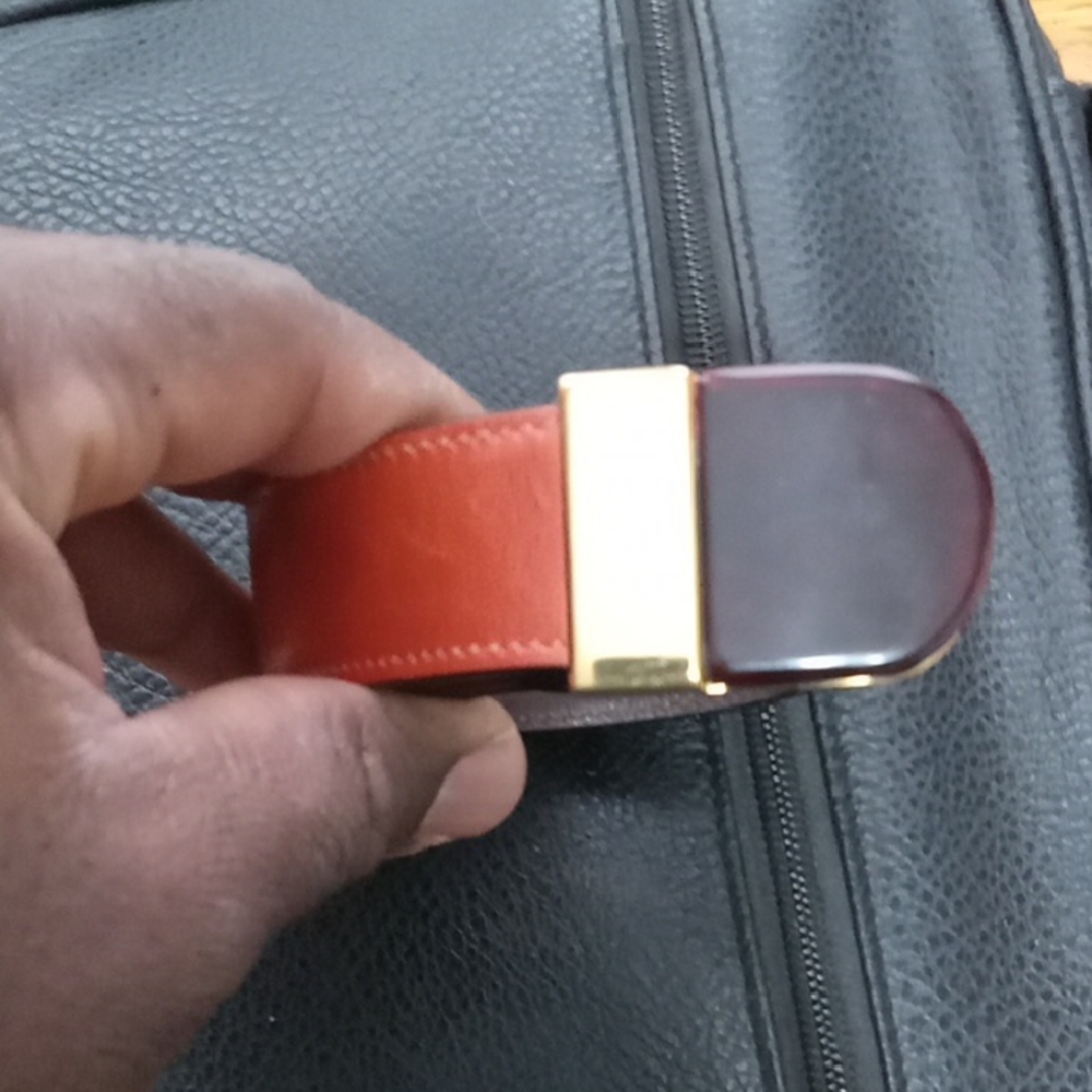 Elegant Brown Cagiano Leather Belt with Unique Buckle